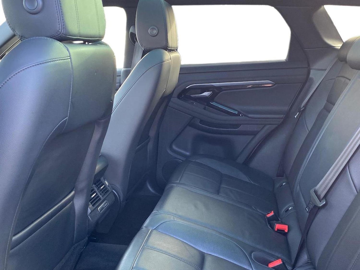 Used Land Rover Range Rover Evoque 2019 for sale - 76777339: Photo 4