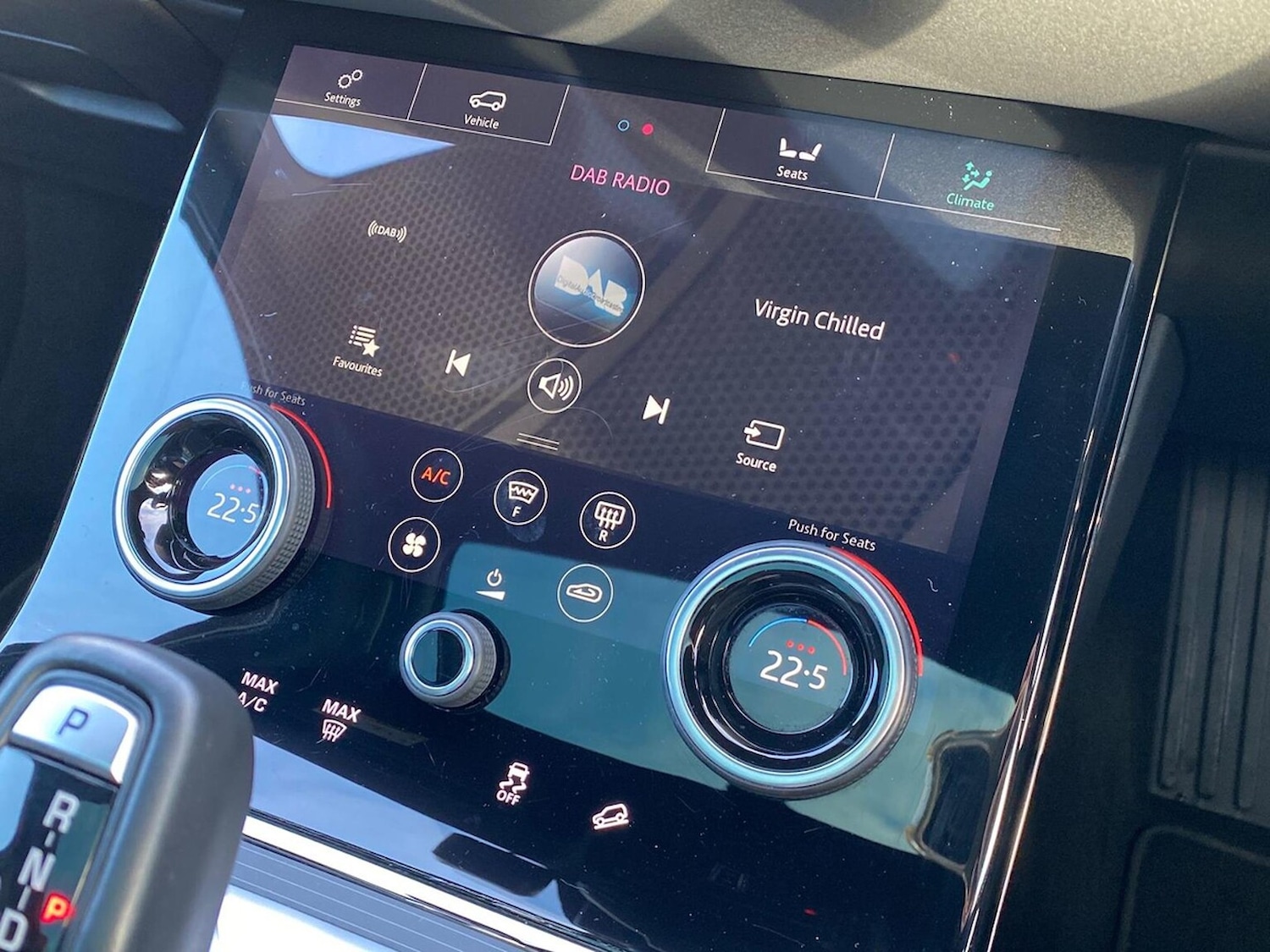 Used Land Rover Range Rover Evoque 2019 for sale - 76777339: Photo 42