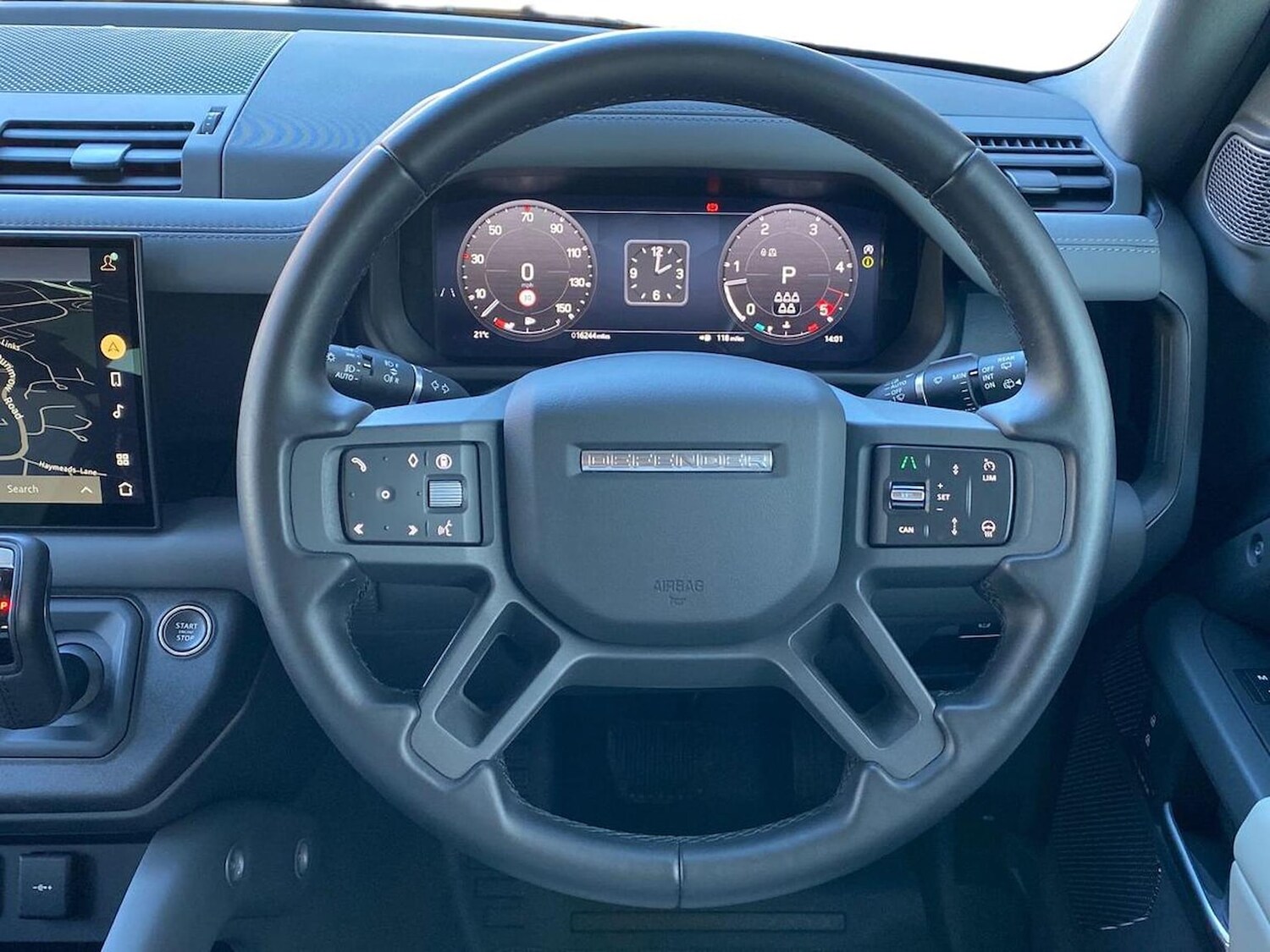 Used Land Rover Defender 2024 for sale - 76682645: Photo 15