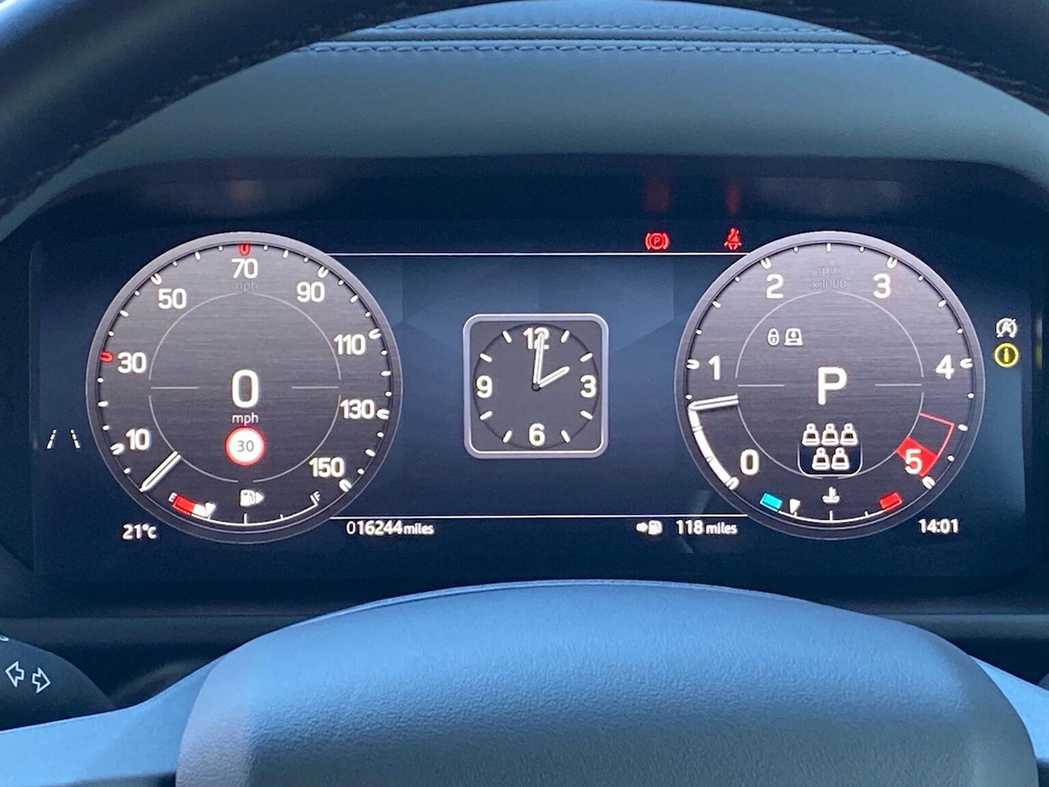 Used Land Rover Defender 2024 for sale - 76682645: Photo 16