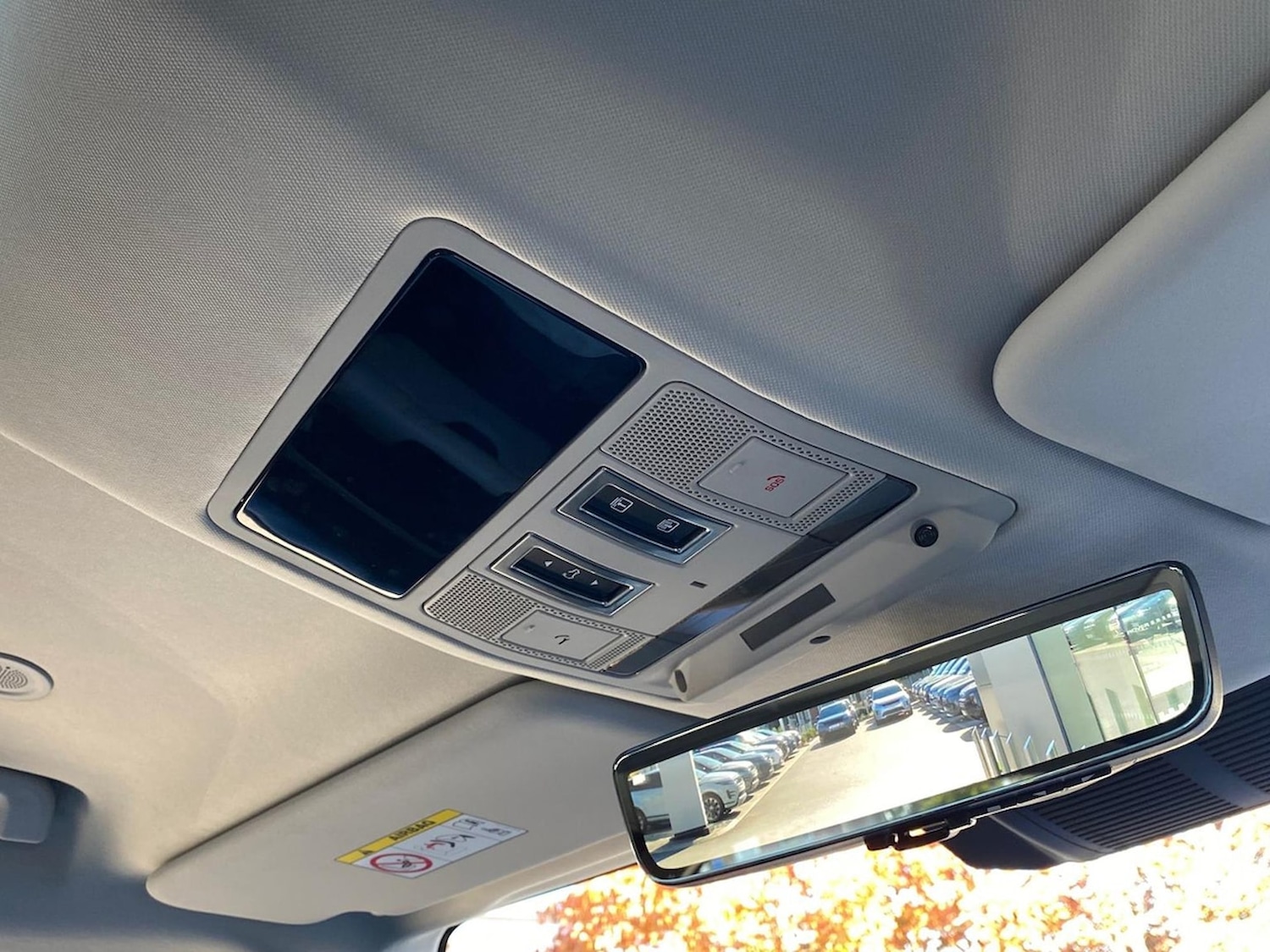 Used Land Rover Defender 2024 for sale - 76682645: Photo 28