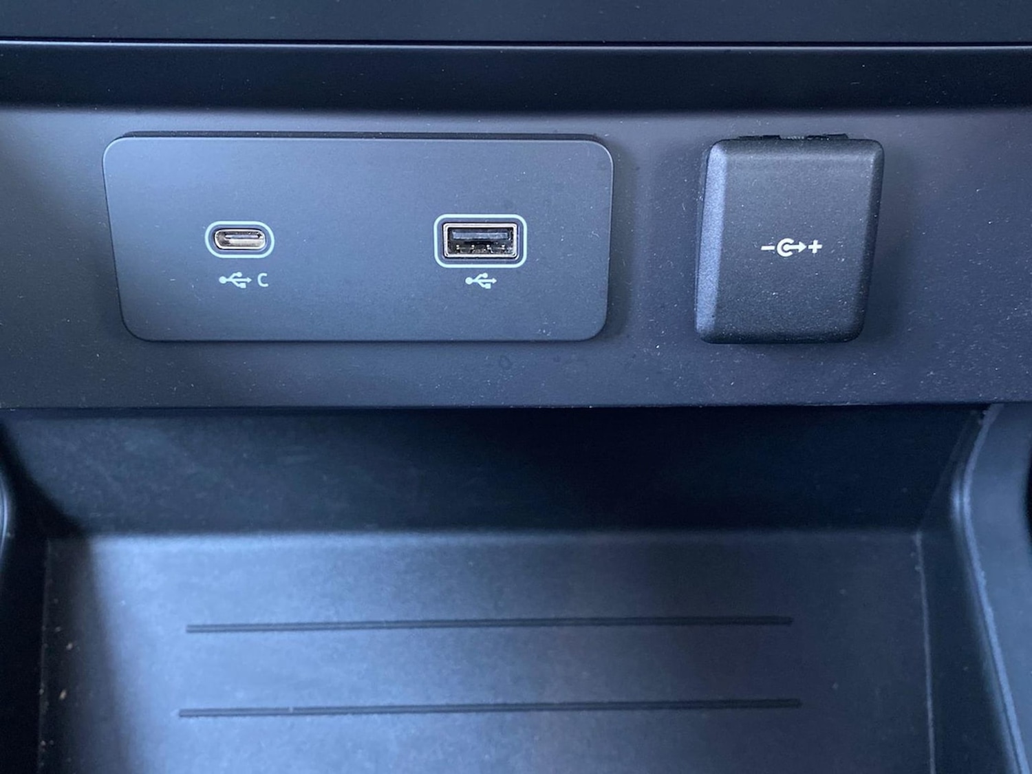 Used Land Rover Defender 2024 for sale - 76682645: Photo 29