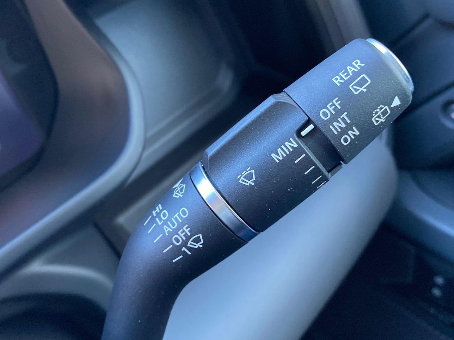 Used Land Rover Defender 2024 for sale - 76682645: Photo 33