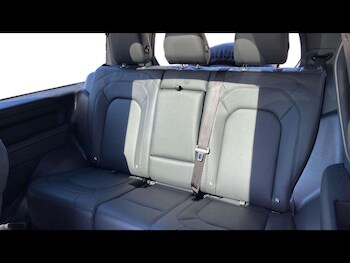 Used Land Rover Defender 2024 for sale - 78420920: Photo