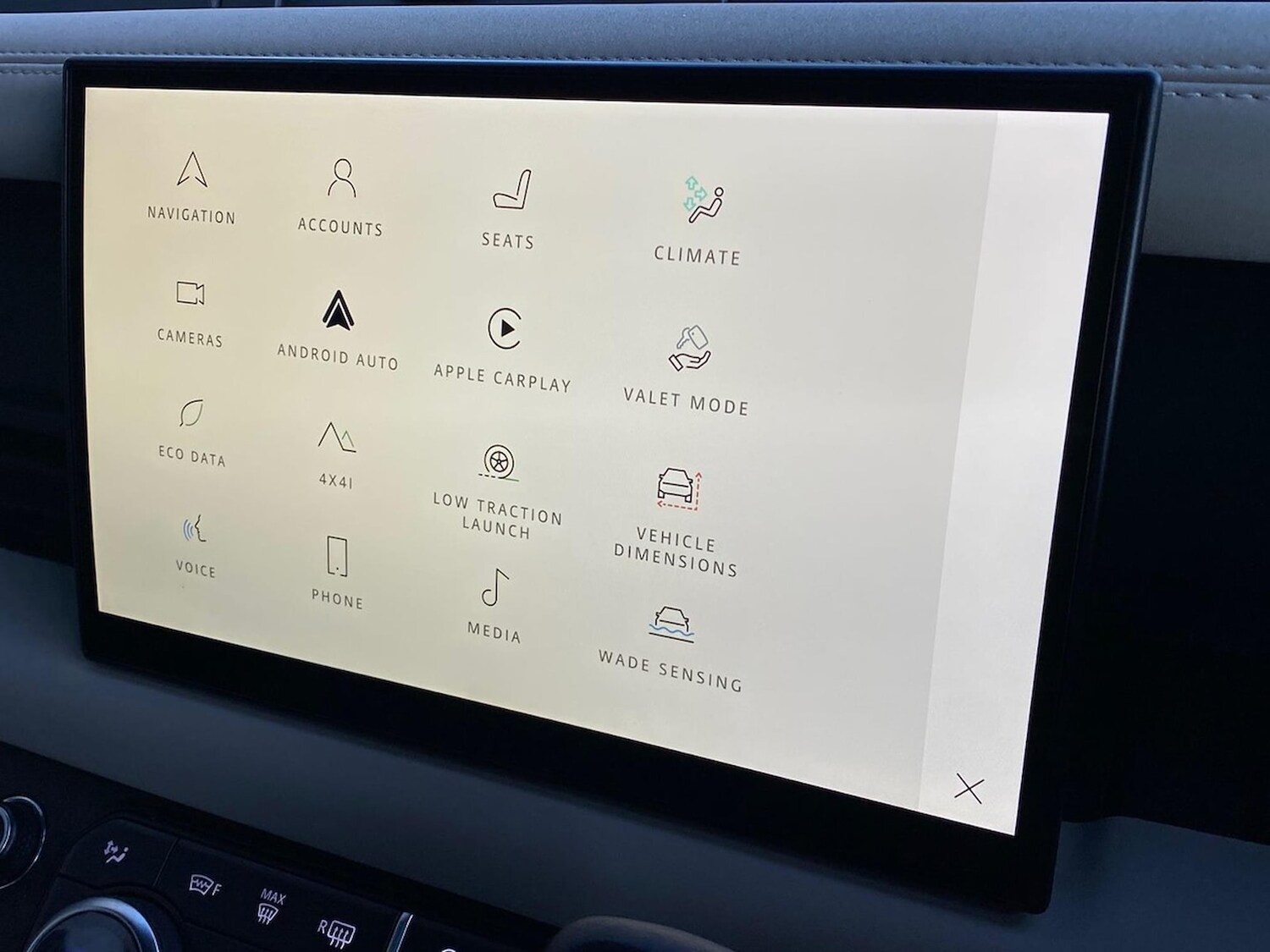 Used Land Rover Defender 2023 for sale - 77487721: Photo 37