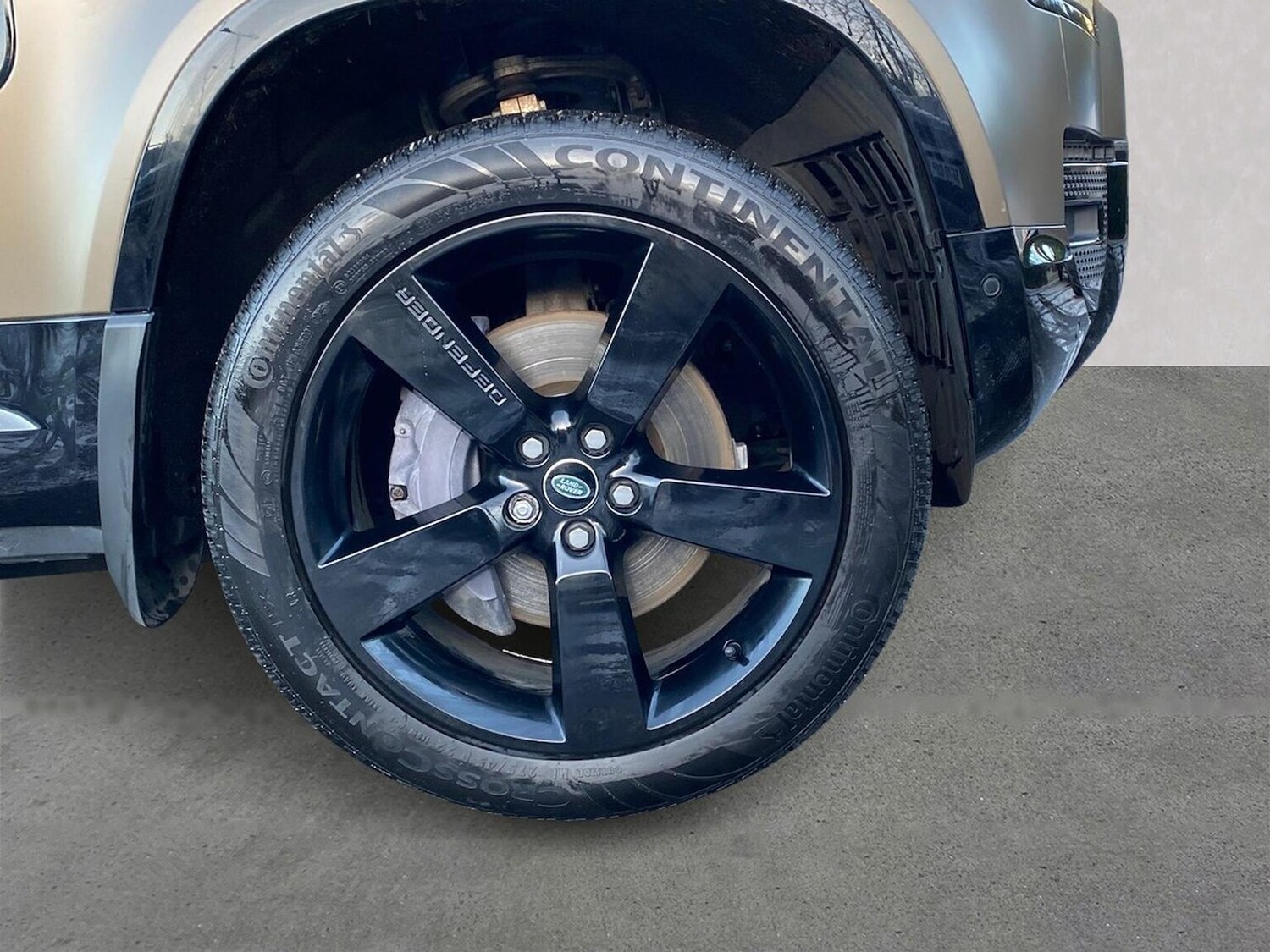 Used Land Rover Defender 2023 for sale - 77487721: Photo 8