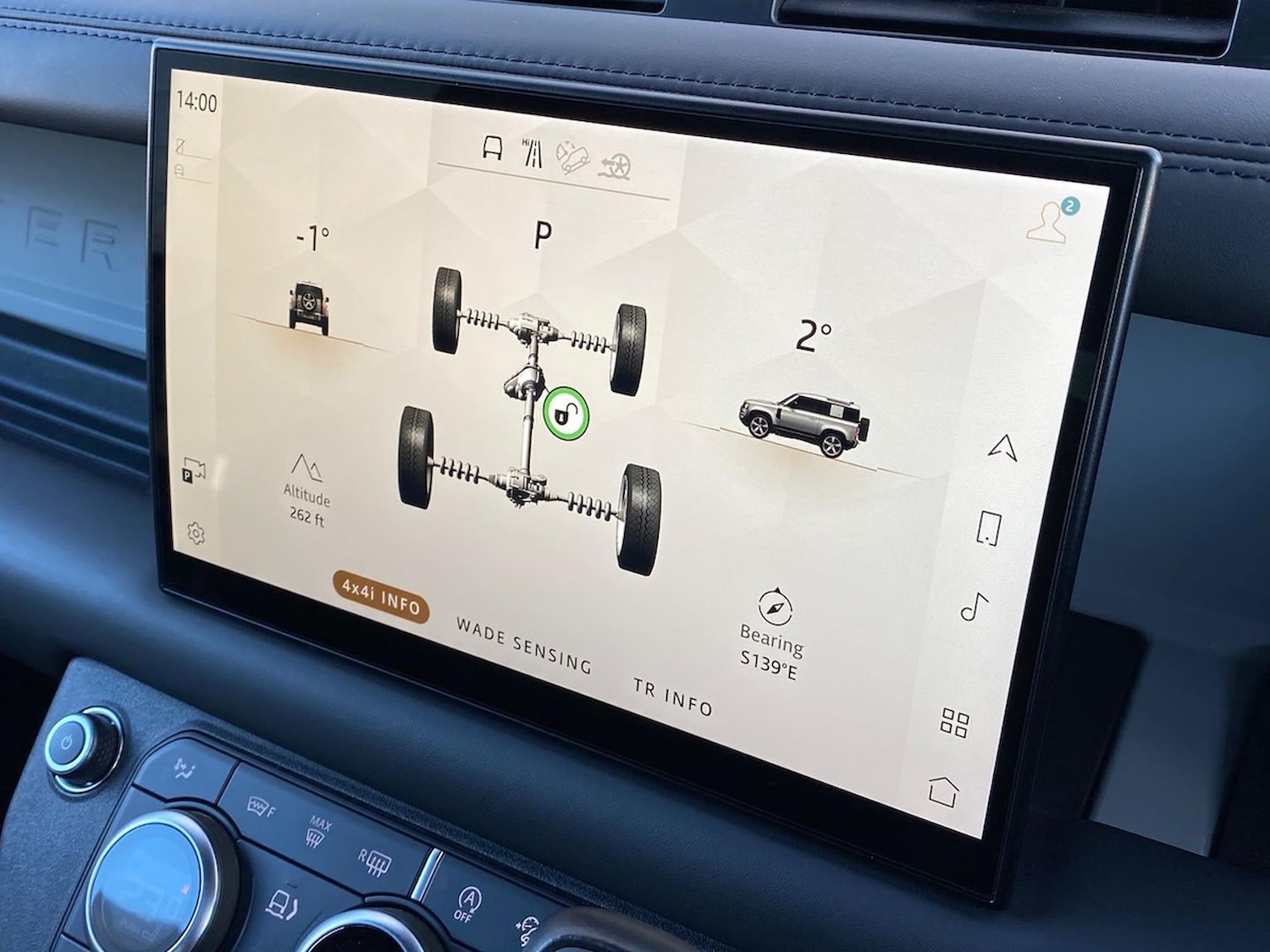 Used Land Rover Defender 2023 for sale - 76670832: Photo 39
