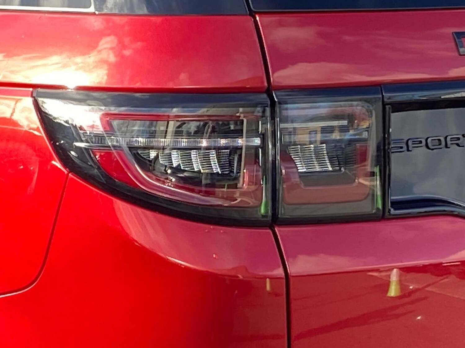 Used Land Rover Discovery Sport 2022 for sale - 76536634: Photo 21