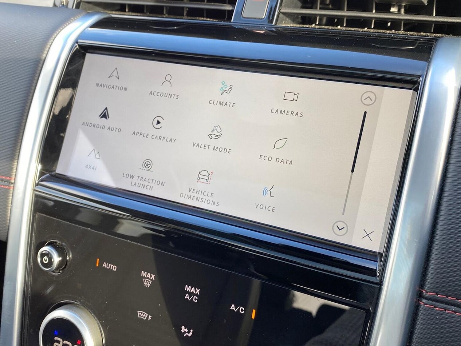 Used Land Rover Discovery Sport 2022 for sale - 76536634: Photo 33