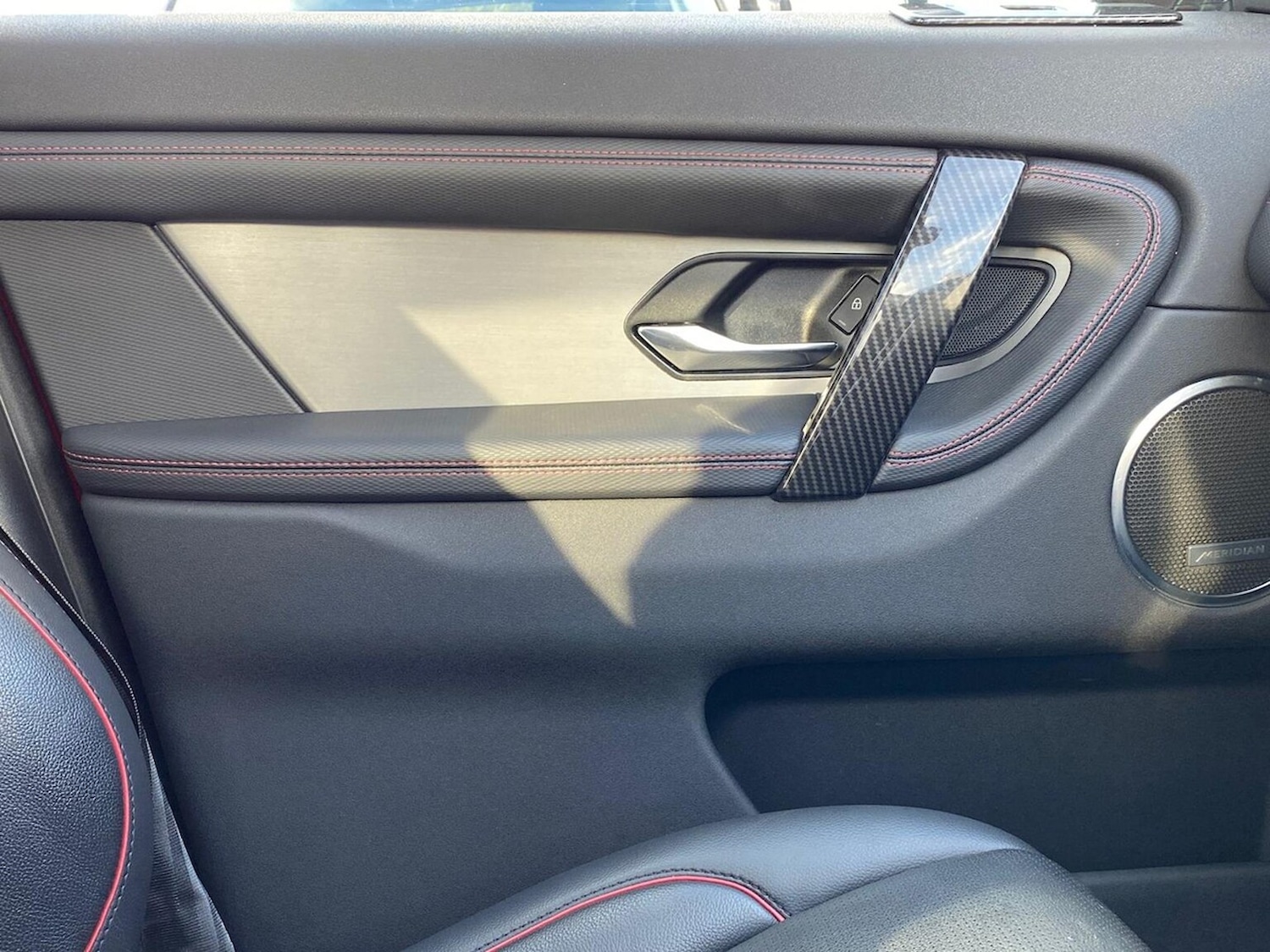 Used Land Rover Discovery Sport 2022 for sale - 76536634: Photo 43