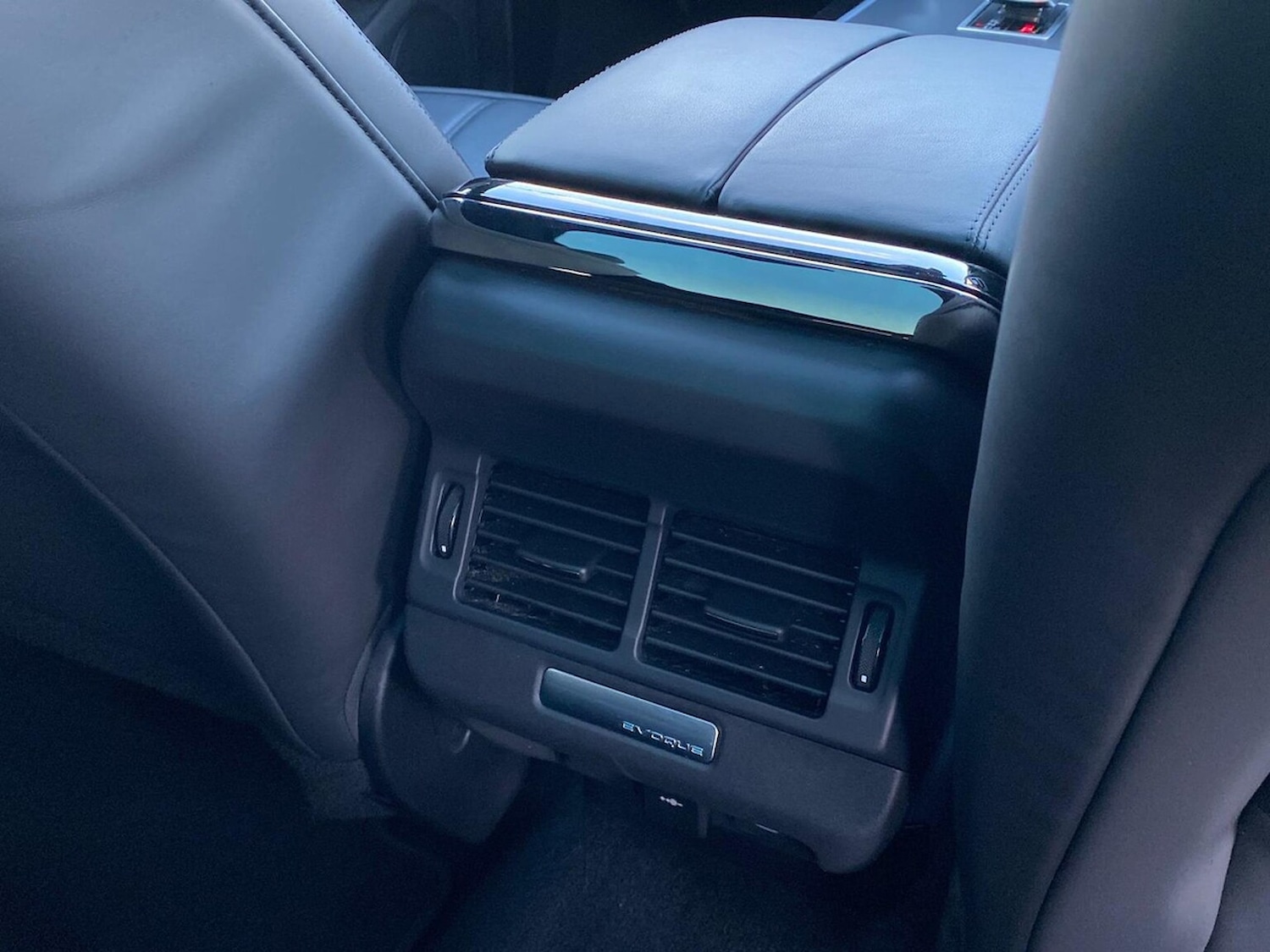 Used Land Rover Range Rover Evoque 2024 for sale - 76879727: Photo 18