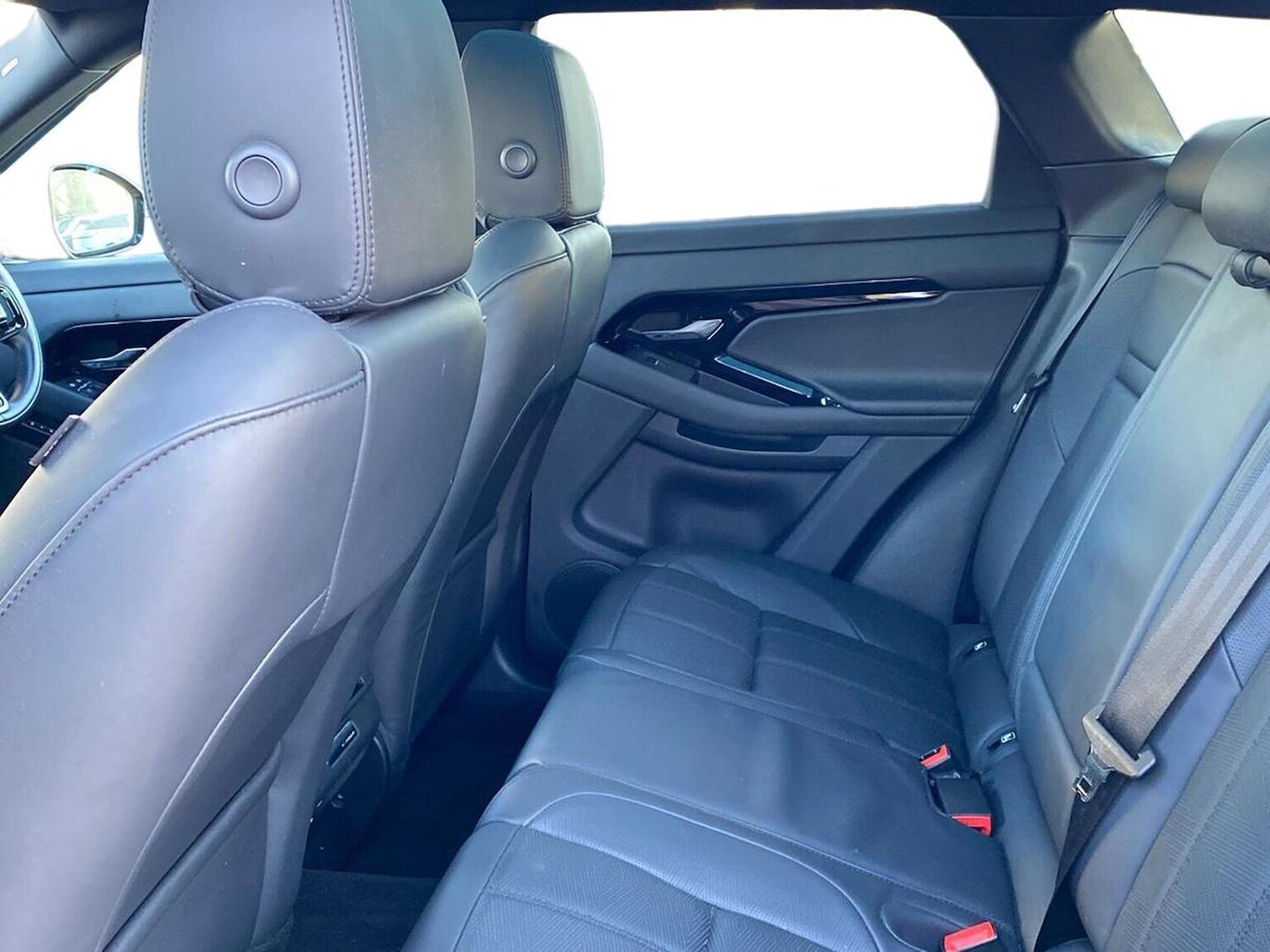 Used Land Rover Range Rover Evoque 2024 for sale - 76879727: Photo 4