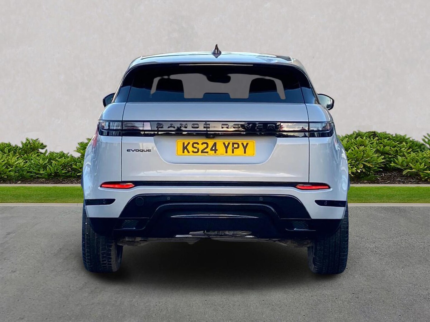 Used Land Rover Range Rover Evoque 2024 for sale - 76879727: Photo 6