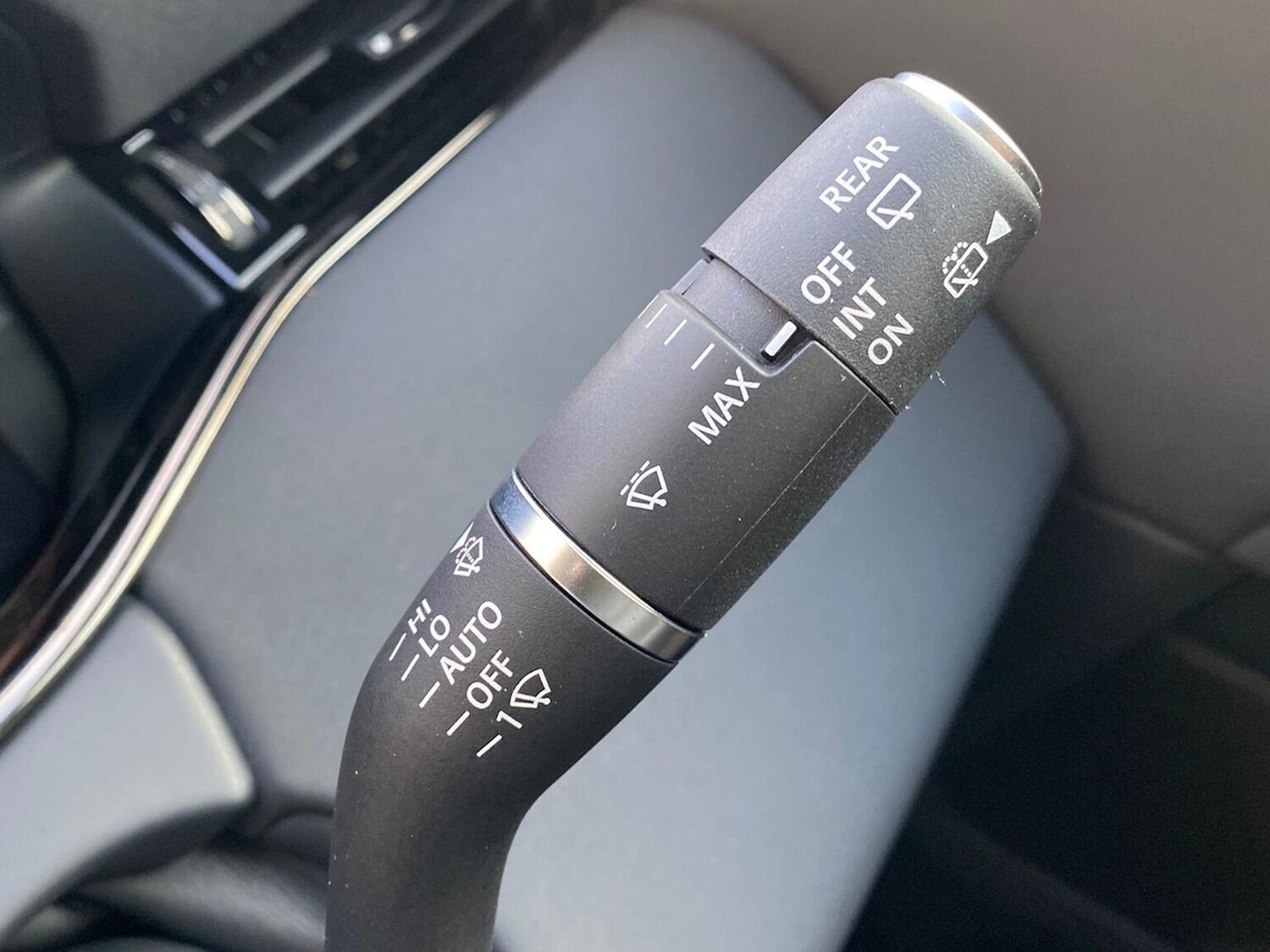 Used Land Rover Range Rover Evoque 2025 for sale - 77487800: Photo 31