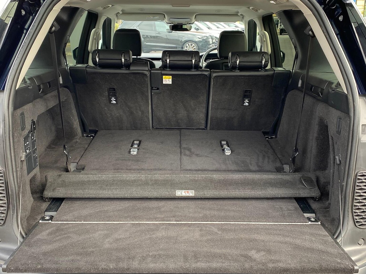 Used Land Rover Discovery 2021 for sale - 76518623: Photo 10