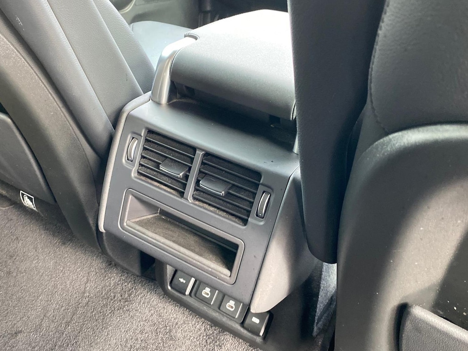 Used Land Rover Discovery 2021 for sale - 76518623: Photo 18