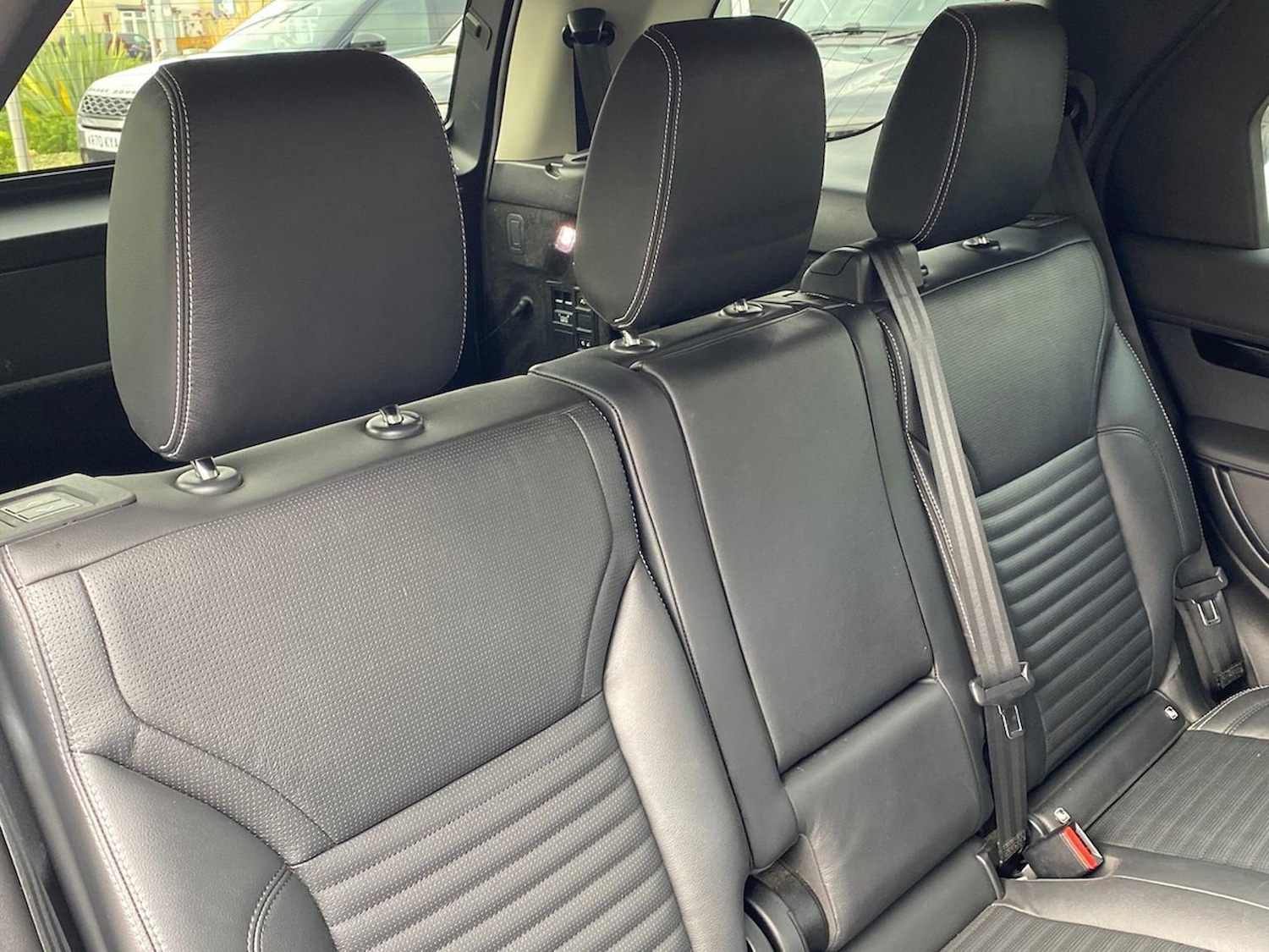 Used Land Rover Discovery 2021 for sale - 76518623: Photo 36