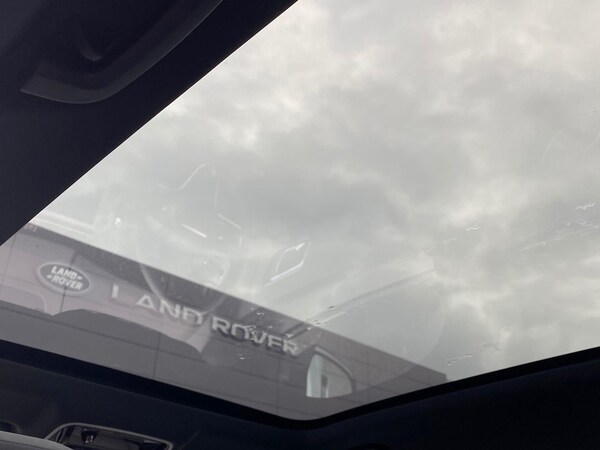 Used Land Rover Range Rover Velar 2023 for sale - 76329996: Photo 21