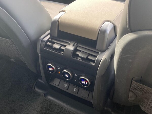 Used Land Rover Defender 2022 for sale - 76293098: Photo 18