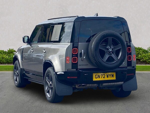 Used Land Rover Defender 2022 for sale - 76293098: Photo 2
