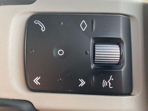 Used Land Rover Defender 2022 for sale - 76293098: Photo 33