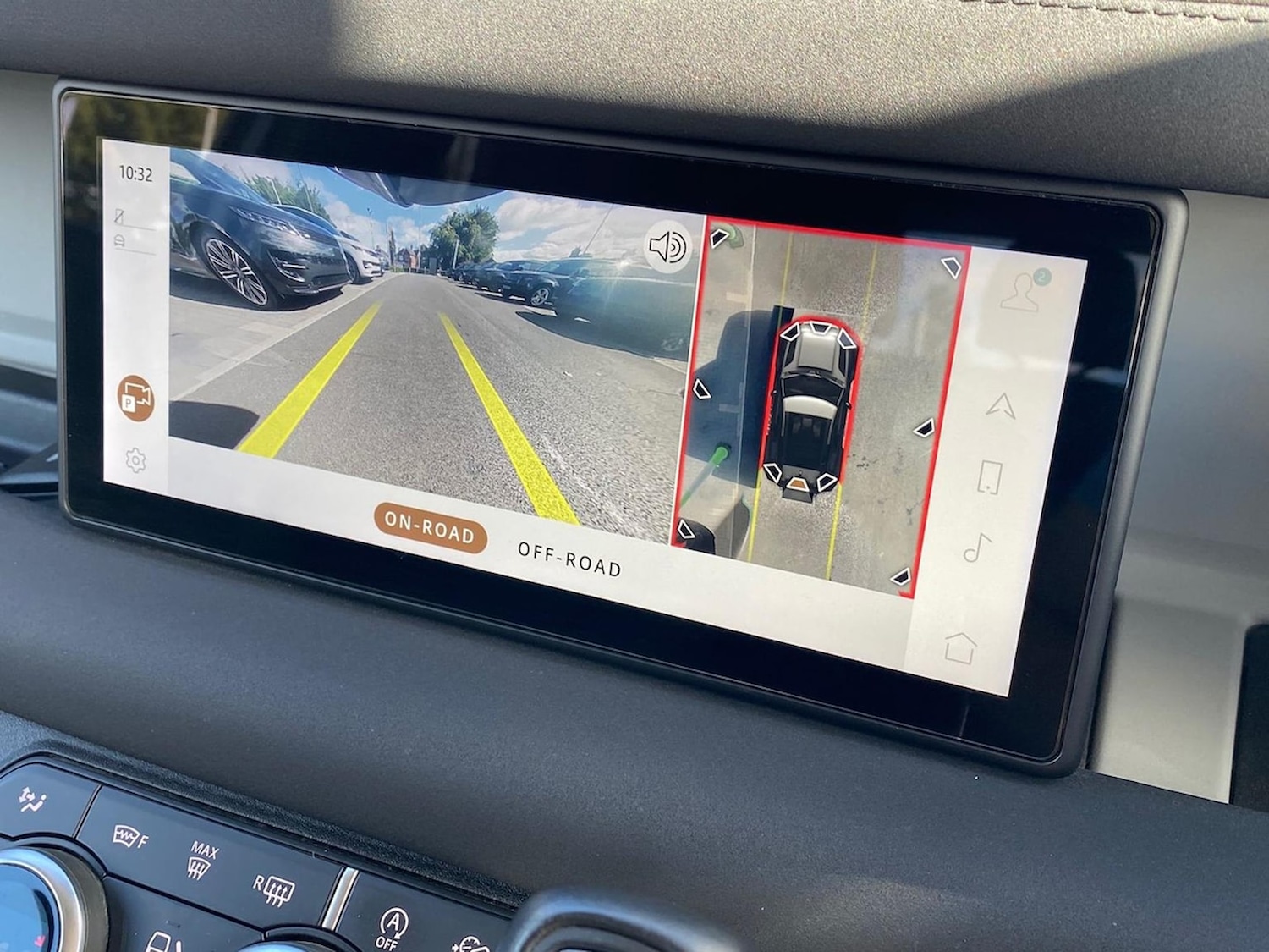 Used Land Rover Defender 2021 for sale - 76418231: Photo 12