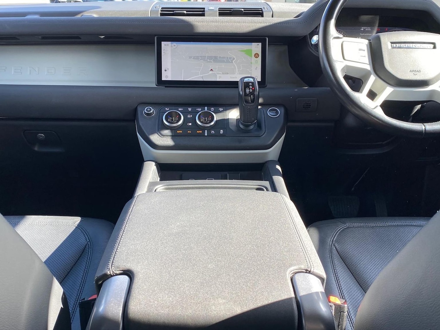 Used Land Rover Defender 2021 for sale - 76418231: Photo 14