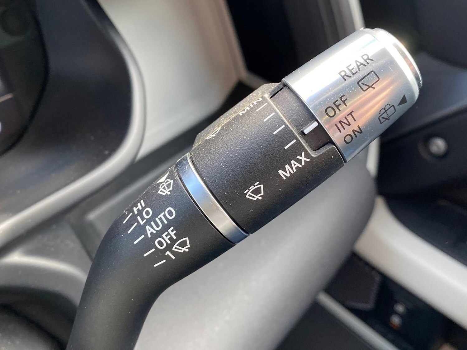 Used Land Rover Defender 2021 for sale - 76418231: Photo 41