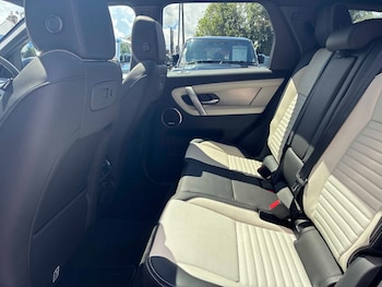 Used Land Rover Discovery Sport 2025 for sale - 78847789: Photo