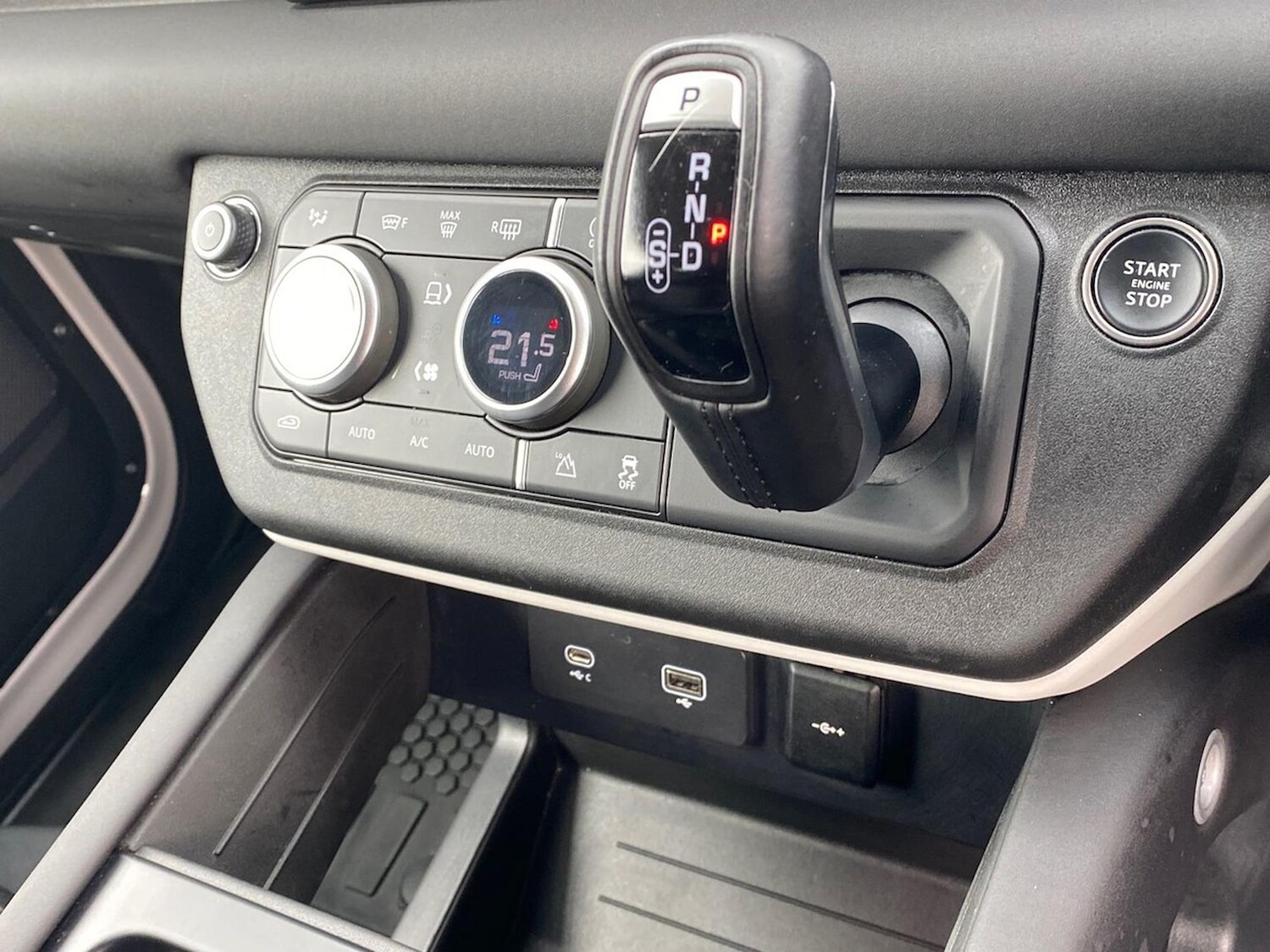 Used Land Rover Defender 2024 for sale - 77487771: Photo 13