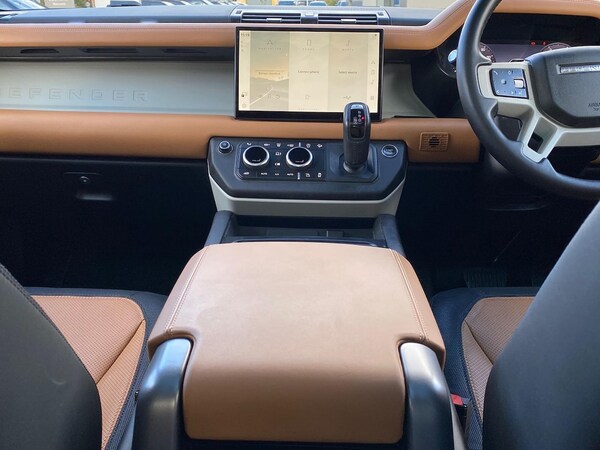 Used Land Rover Defender 2023 for sale - 76030482: Photo 14