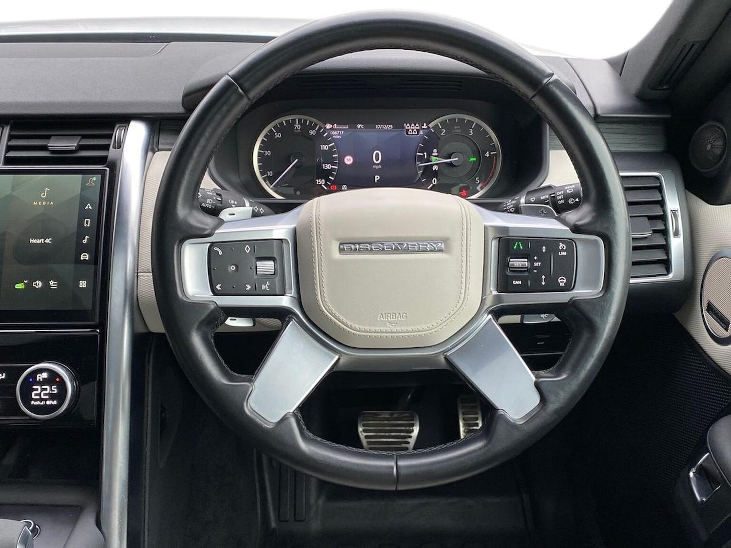 Used Land Rover Discovery 2022 for sale - 77487715: Photo 15