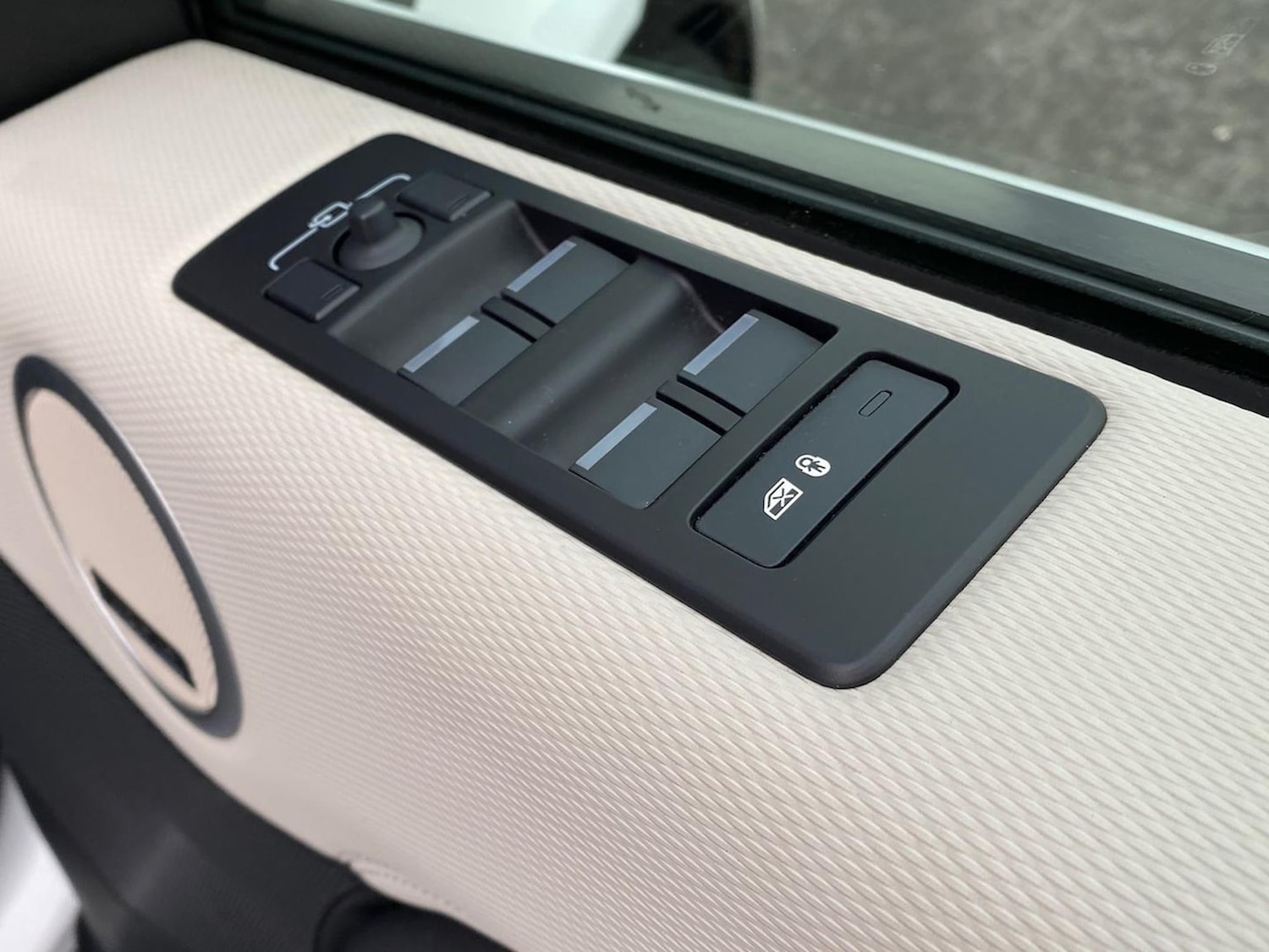 Used Land Rover Discovery 2022 for sale - 77487715: Photo 23