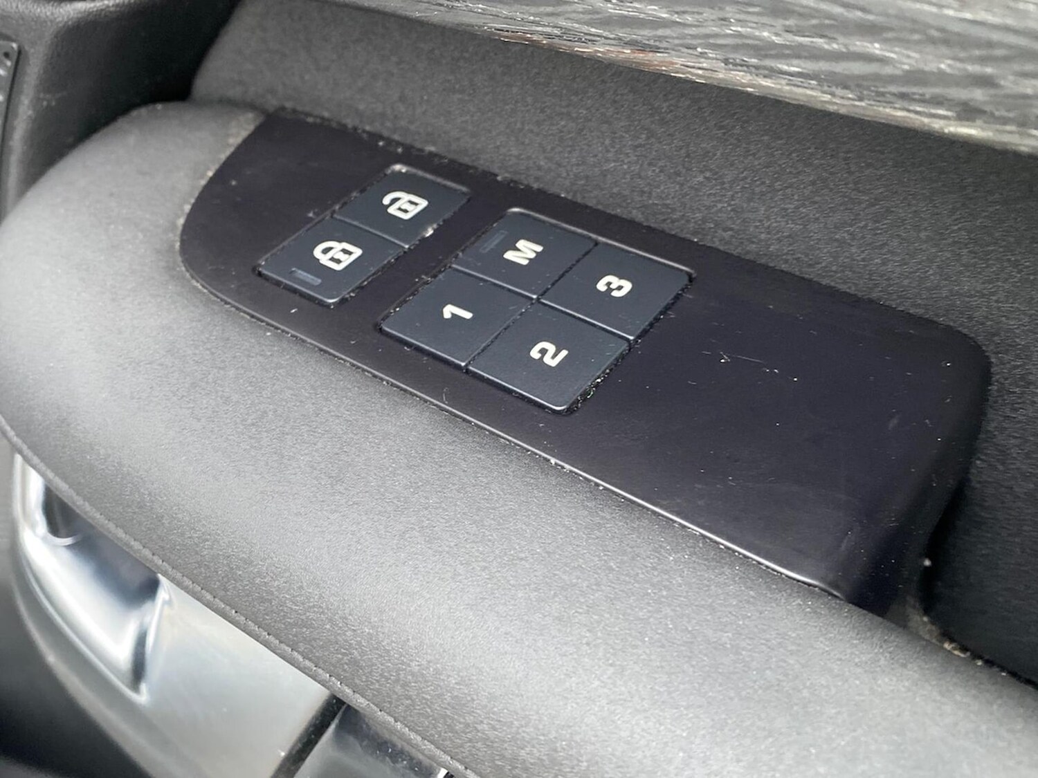 Used Land Rover Discovery 2022 for sale - 77487715: Photo 25