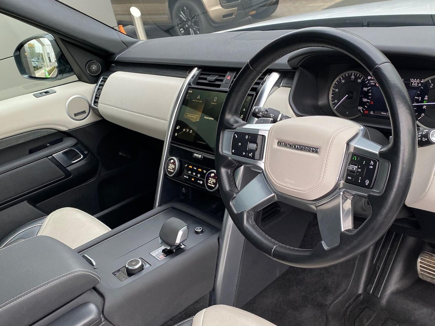 Used Land Rover Discovery 2022 for sale - 77487715: Photo 27