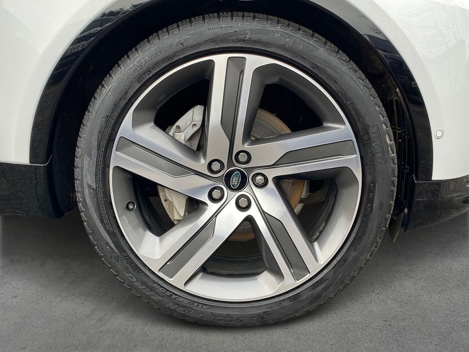 Used Land Rover Discovery 2022 for sale - 77487715: Photo 8