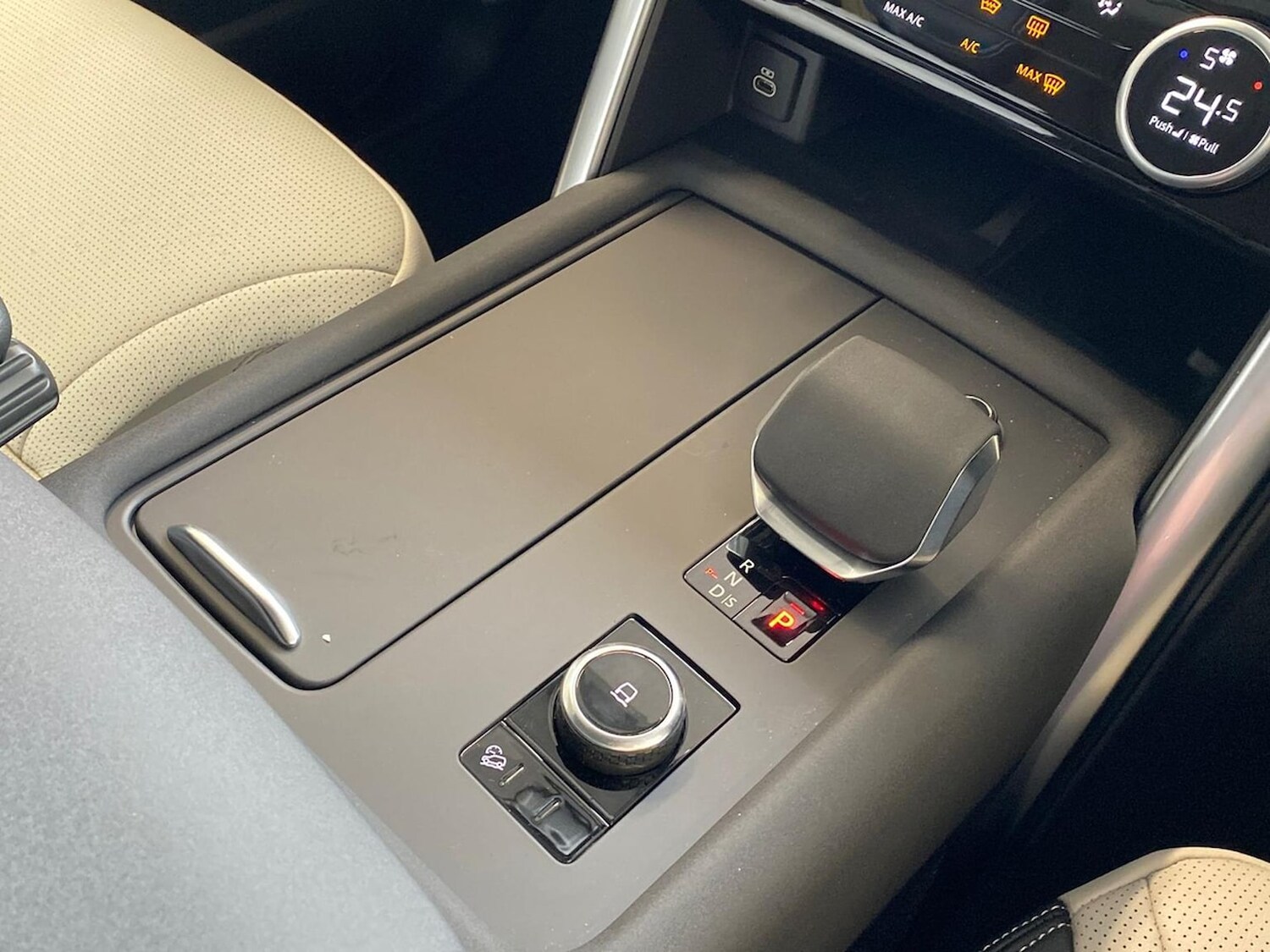 Used Land Rover Discovery 2026 for sale - 78194051: Photo 15