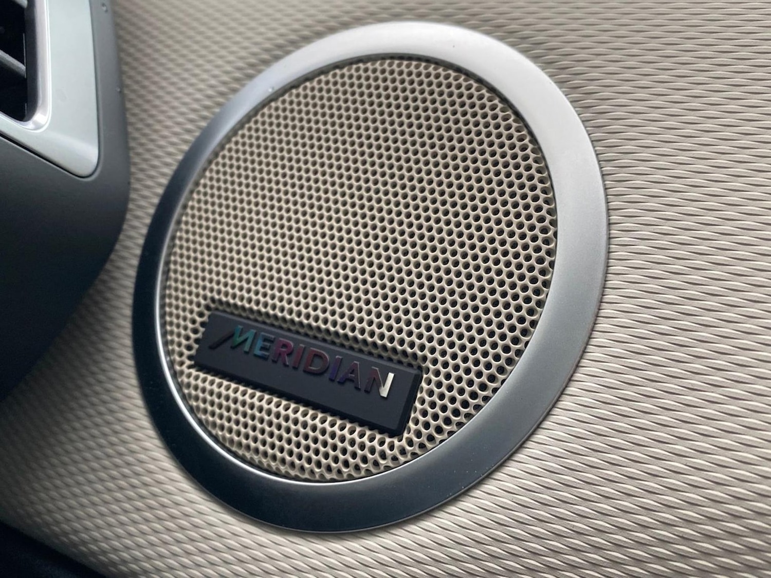 Used Land Rover Discovery 2026 for sale - 78194051: Photo 32