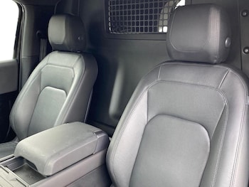 Used Land Rover Defender 2024 for sale - 76225128: Photo 4
