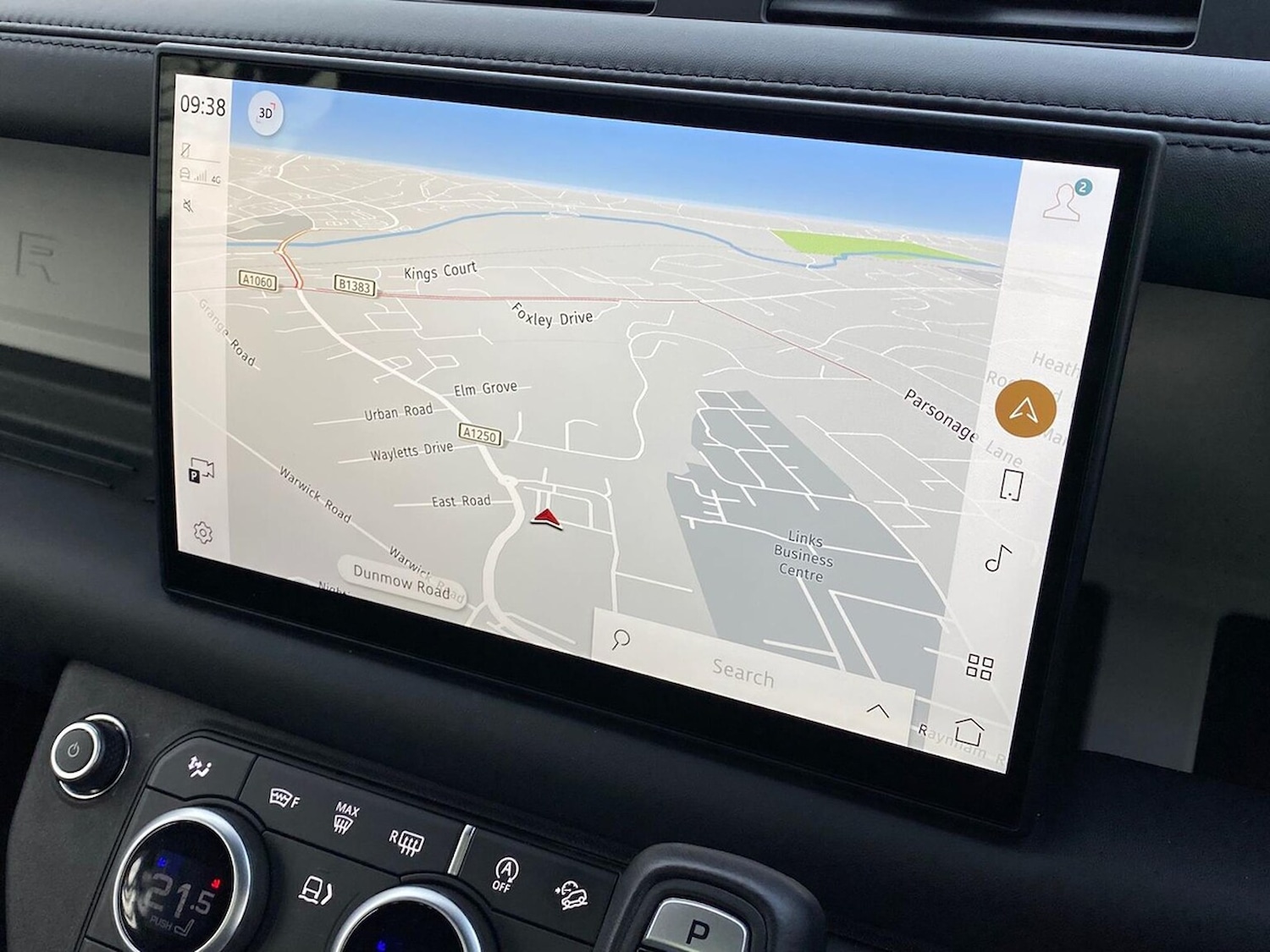 Used Land Rover Defender 2025 for sale - 76920107: Photo 11