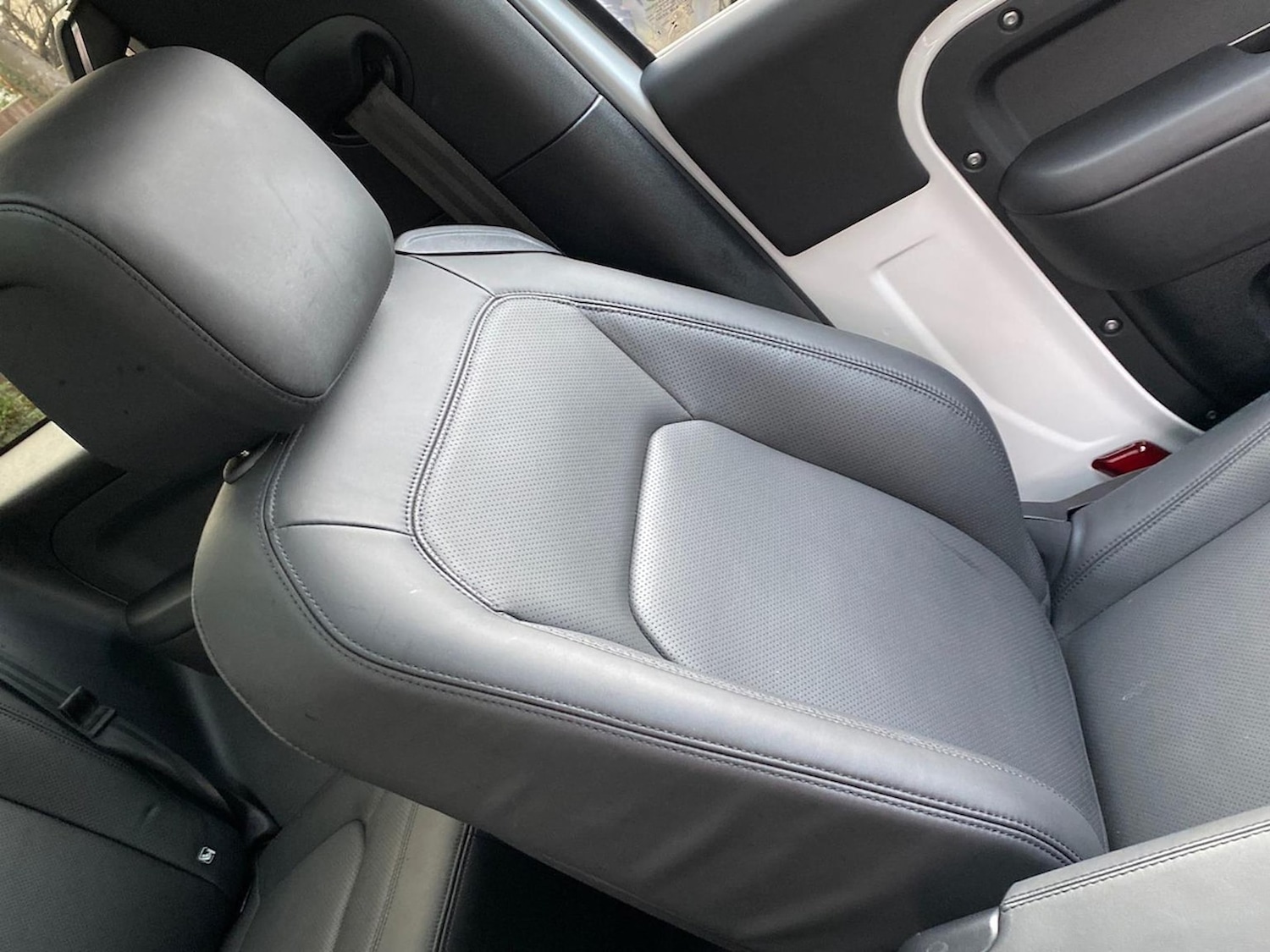 Used Land Rover Defender 2025 for sale - 76920107: Photo 43