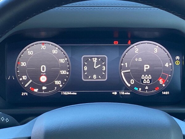 Used Land Rover Defender 2024 for sale - 76187170: Photo 16