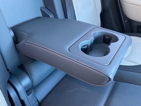 Used Land Rover Defender 2024 for sale - 76187170: Photo 41