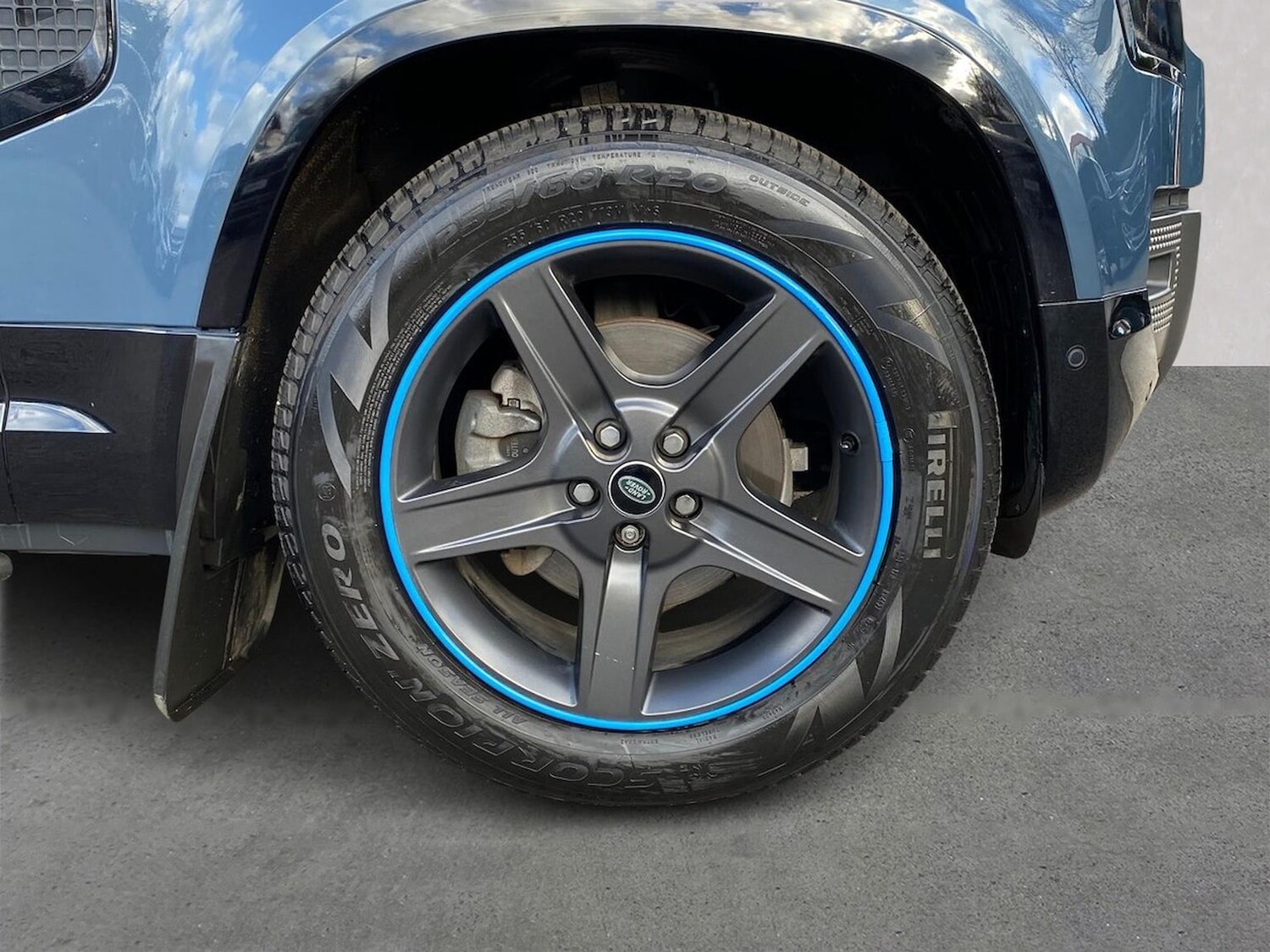 Used Land Rover Defender 2022 for sale - 77707413: Photo 8