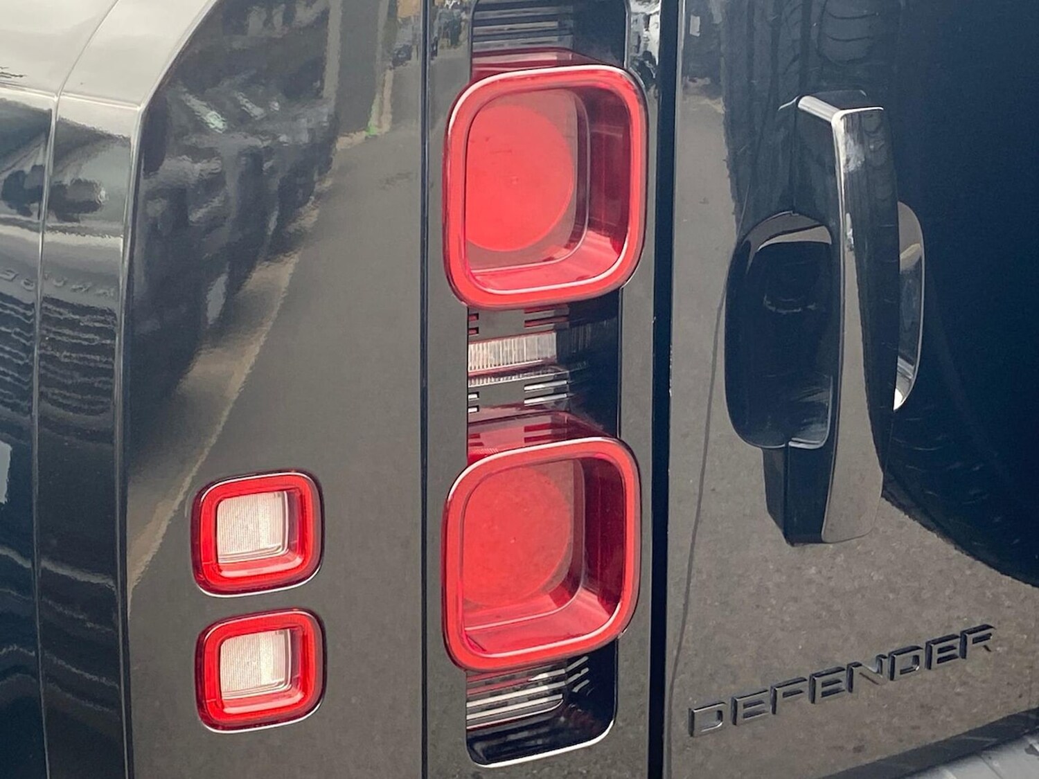 Used Land Rover Defender 2023 for sale - 77487831: Photo 19