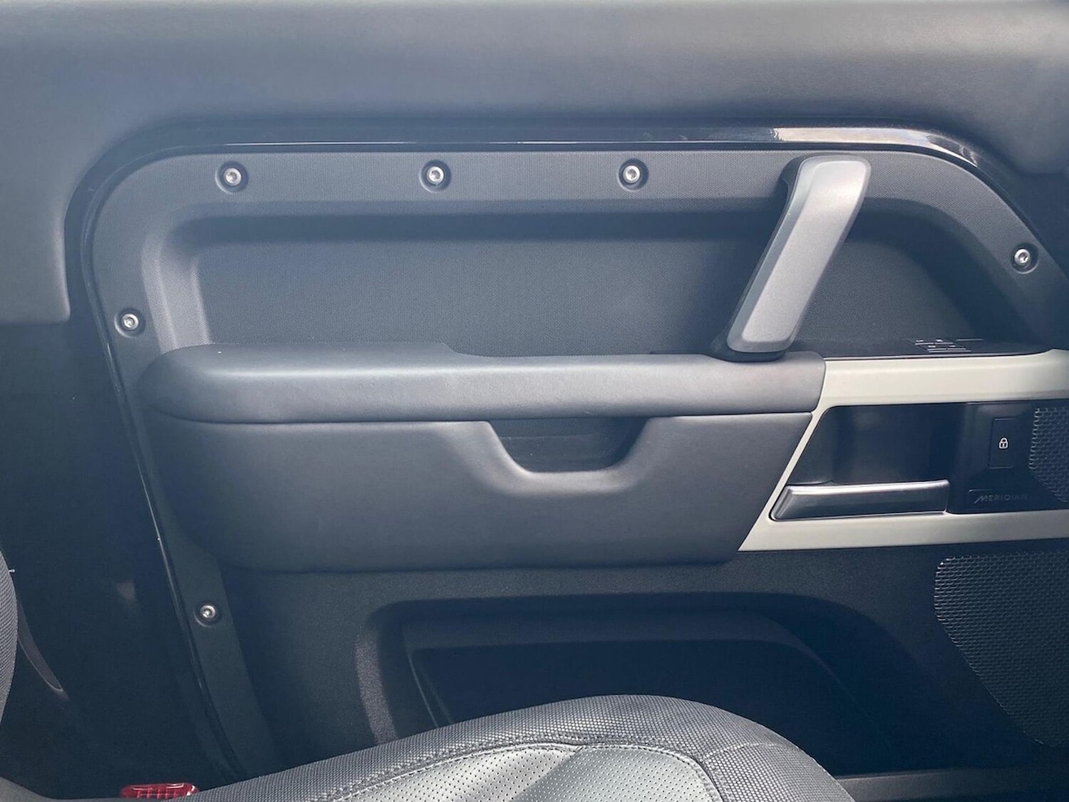 Used Land Rover Defender 2023 for sale - 77487831: Photo 40