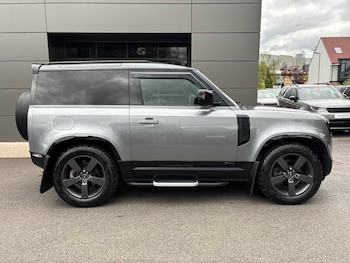 Used Land Rover Defender 2021 for sale - 78616447: Photo