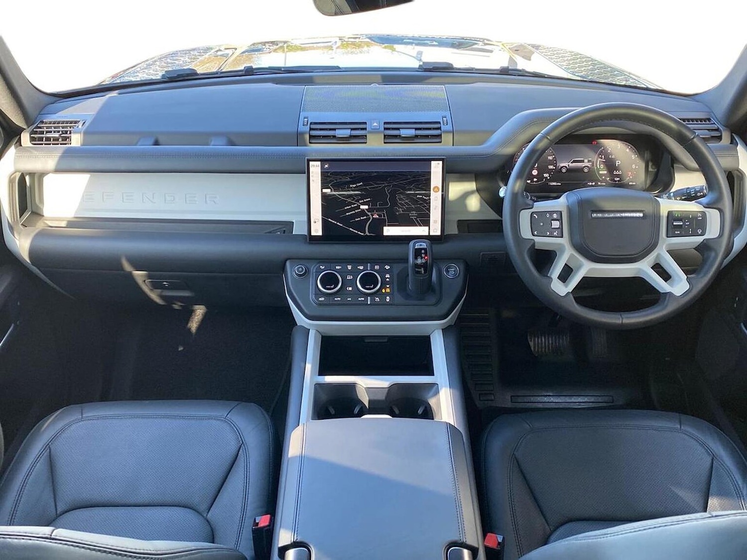 Used Land Rover Defender 2024 for sale - 78176498: Photo 11