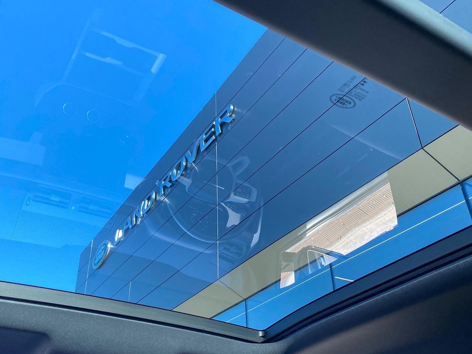 Used Land Rover Defender 2024 for sale - 78176498: Photo 23