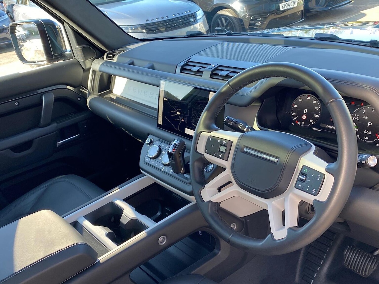 Used Land Rover Defender 2024 for sale - 78176498: Photo 28